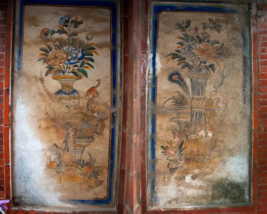 龙海论坛古山建筑上还保留伍如若的精美画作