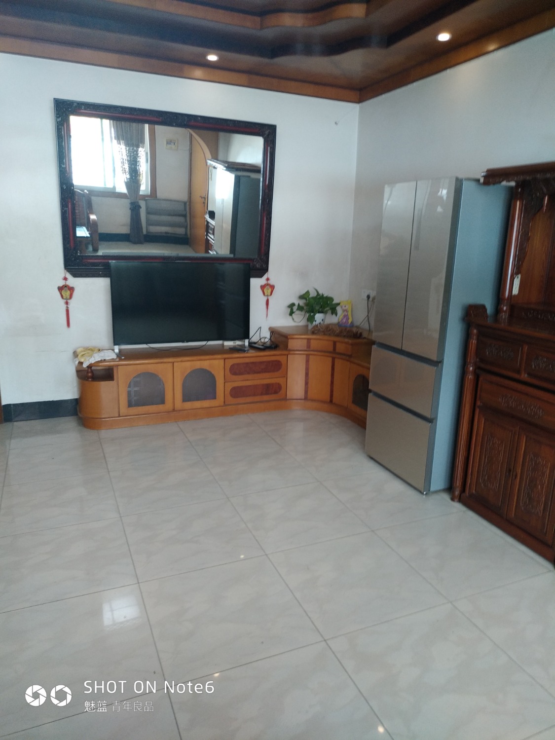 P10520-143320.jpg