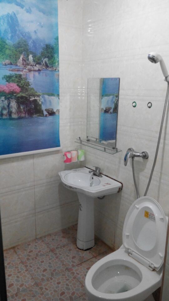 龙海论坛洗手间.jpg